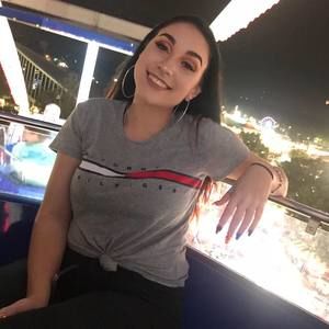 Meet your Posher, Alyssa